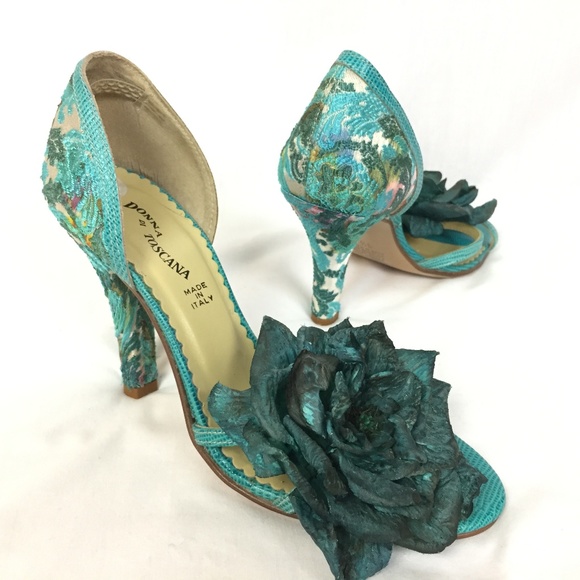 Donna Di Toscana Shoes - Donna Di Toscana Heels 6.5 Blue Snakeskin Floral